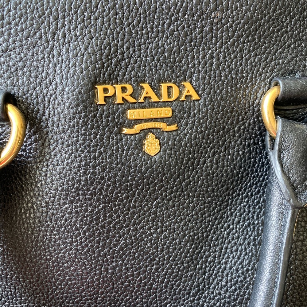 Authentic Prada Vittelo Bag - Picture 4 of 7